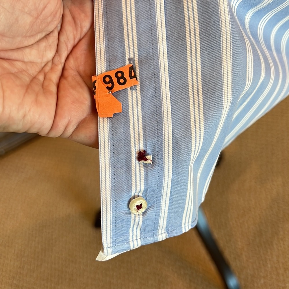 Mens button down - Picture 2 of 8